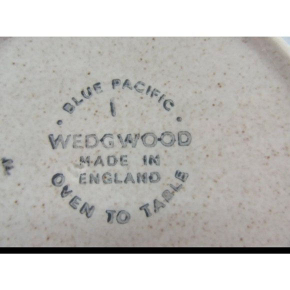 Vintage Wedgewood Blue Pacific Creamer Stoneware England Blue Rim with 4 matchin - Picture 7 of 8